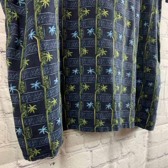 VINTAGE PARADISE COVES Hawaiian Shirt 100% SILK Navy Blue with Palm Trees EUC - Picture 6 of 6
